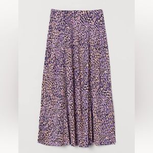 H&M patterned jersey skirt🔥